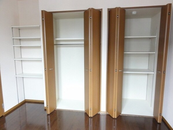 レーブロジュメンの物件内観写真